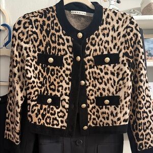 Alice + Olivia Black & Beige Leopard Print Cropped Cardigan Jacket